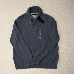 Brand new never worn Tommy Hilfiger men’s sweater
